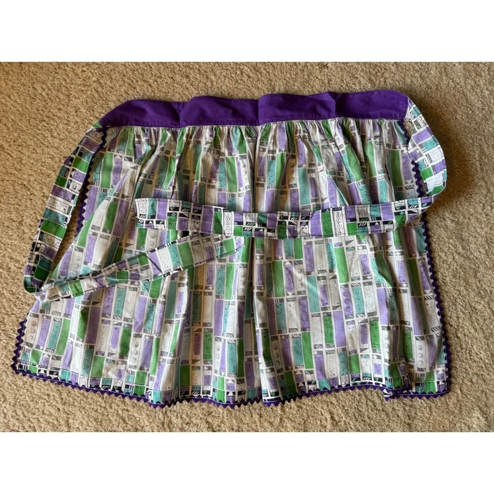 Vintage 1960s Handmade Half Apron Green Purple Rickrack Trim Novelty Print